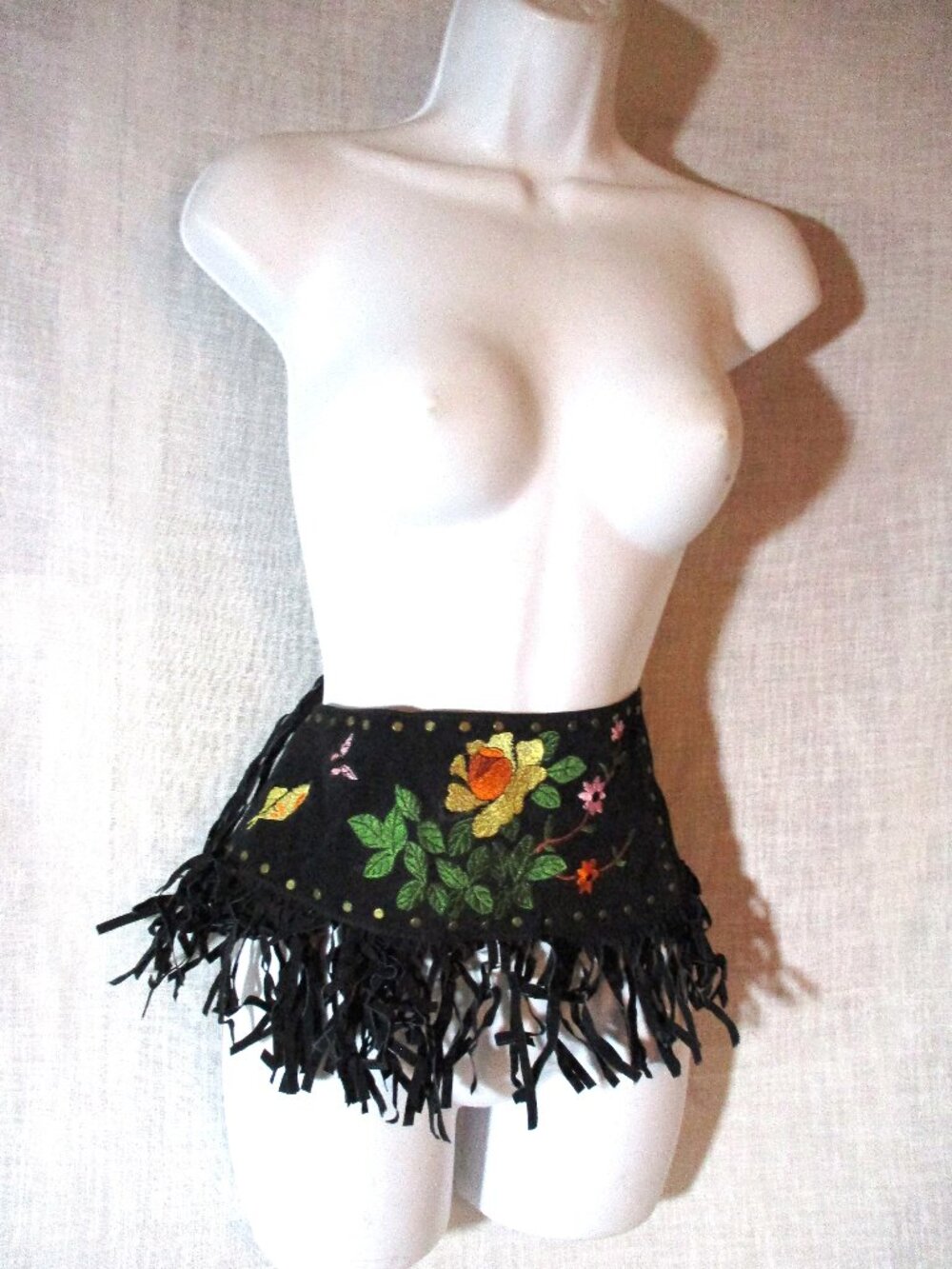 NEW Suede Hippie Leather Fringe Faire BELT 32 Embroidered FLOWER BUTTERFLY